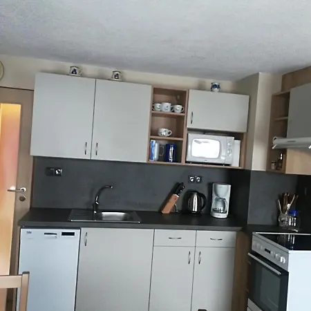 Dana Apartment *