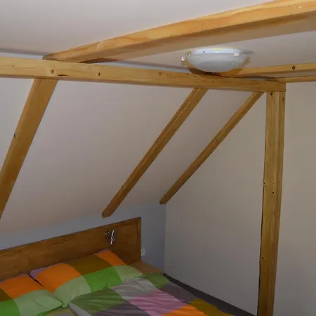 Dana Lägenhet Horni Branna